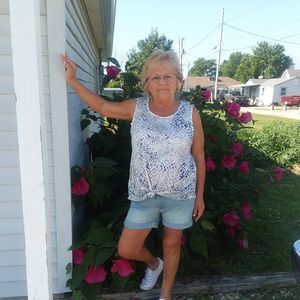 Meet your Posher, Debbie